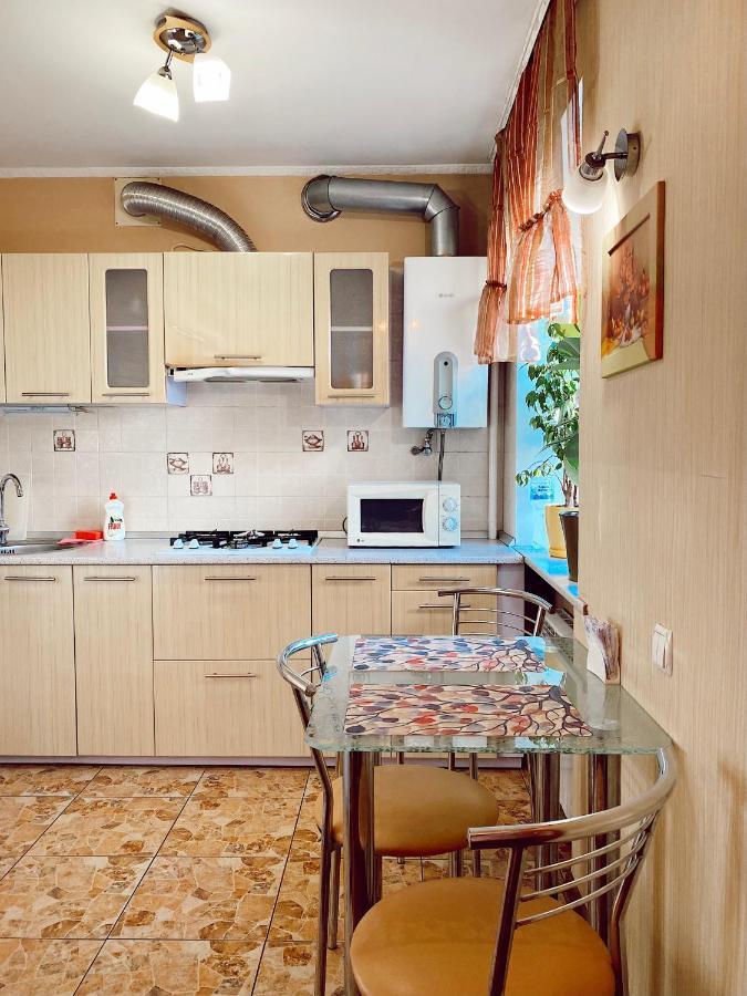 Apartment - Sobornyi Prospekt 97 Zaporizhia Exterior photo